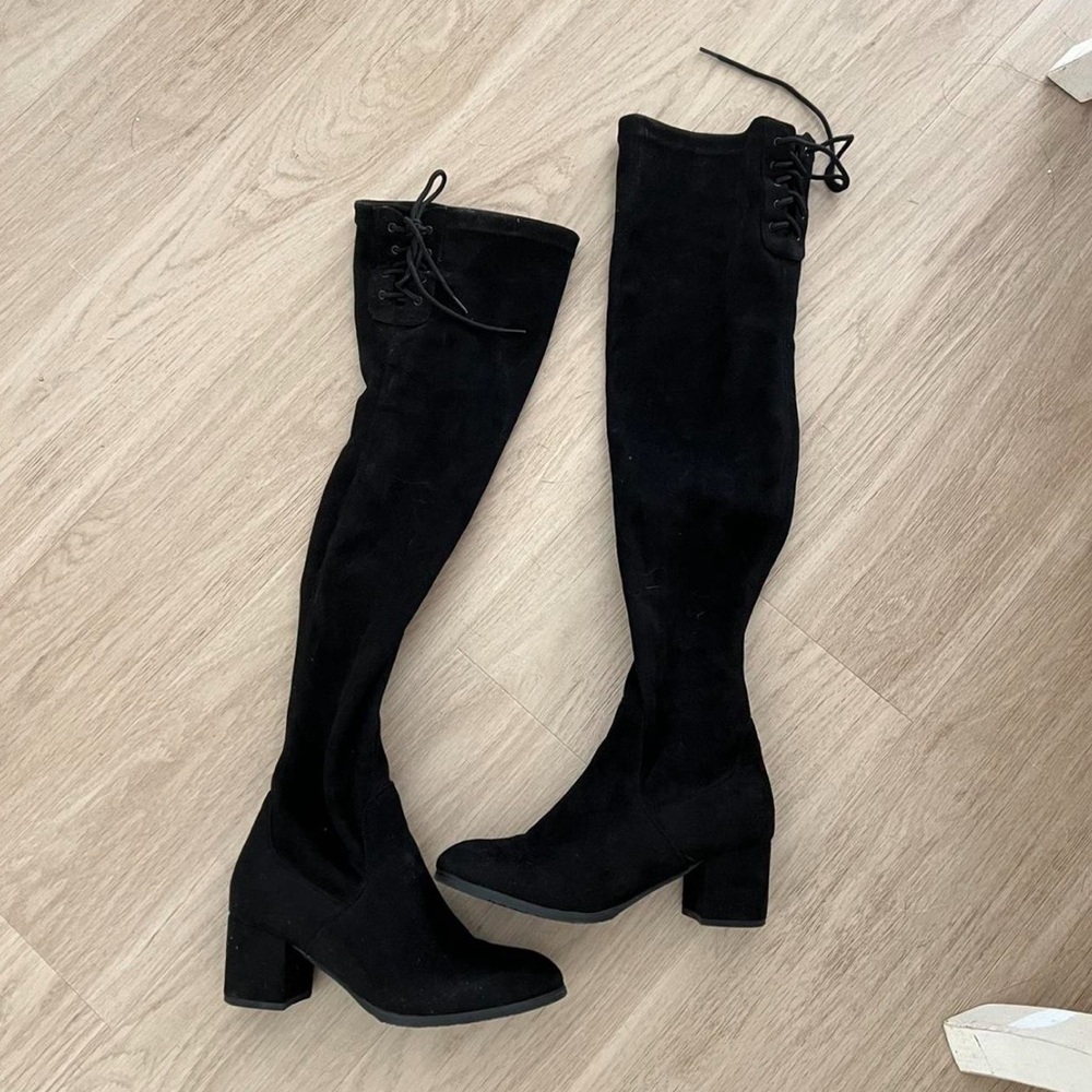 Dream pairs Laurence chunky heel thigh high boots 
Size 7